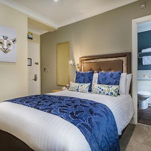 Classic Single Room